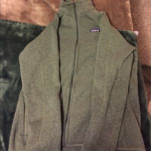 Women's size L better sweater Patagonia jacket